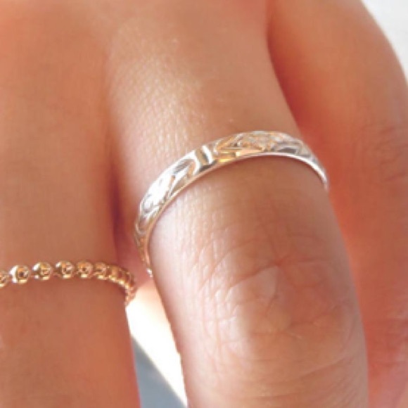 Silver Floral Dainty Ring Band NEW - Picture 5 of 5